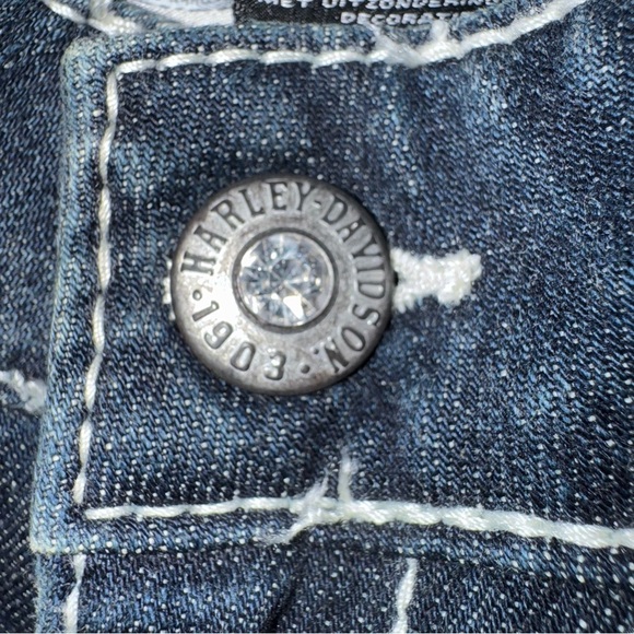NWOT Harley-Davidson Women’s Denim Jeans SZ 6 Blue Rhinestones Silver Thread Emb - Picture 6 of 10